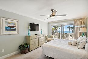 Destin Towers 21 2 Bedroom Condo by RedAwning