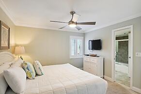 Destin Towers 21 2 Bedroom Condo by RedAwning