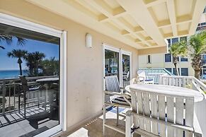 Destin Towers 21 2 Bedroom Condo by RedAwning