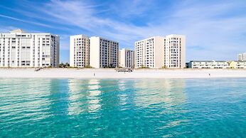 Shoreline Towers 1023 2 Bedroom Condo by RedAwning