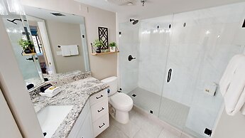 Inlet Reef 212 2 Bedroom Condo by RedAwning