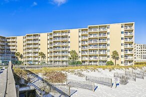 Holiday Surf & Racquet 614 2 Bedroom Condo by RedAwning
