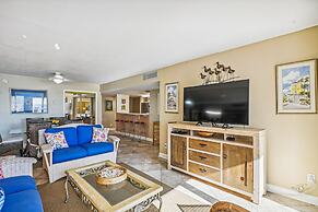 Holiday Surf & Racquet 614 2 Bedroom Condo by RedAwning