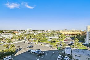 Holiday Surf & Racquet 614 2 Bedroom Condo by RedAwning