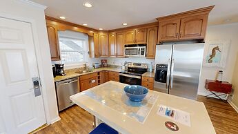 Sandpiper Cove 1119 1 Bedroom Condo by RedAwning