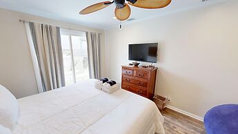 Sandpiper Cove 1119 1 Bedroom Condo by RedAwning