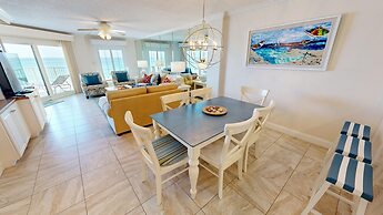 Inlet Reef 204 2 Bedroom Condo by RedAwning
