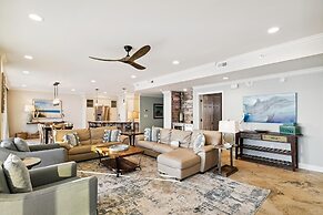 Oceania 407 3 Bedroom Condo by RedAwning