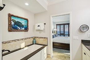 Oceania 407 3 Bedroom Condo by RedAwning