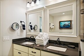 Oceania 407 3 Bedroom Condo by RedAwning