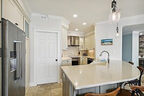 Oceania 407 3 Bedroom Condo by RedAwning