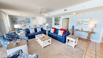 Oceania 607 3 Bedroom Condo by RedAwning