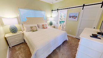 Oceania 607 3 Bedroom Condo by RedAwning