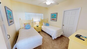 Oceania 607 3 Bedroom Condo by RedAwning