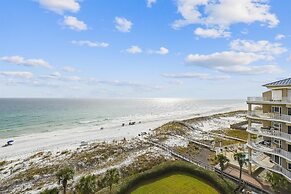 Oceania 607 3 Bedroom Condo by RedAwning