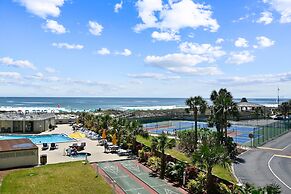 Inlet Reef 213 2 Bedroom Condo by RedAwning