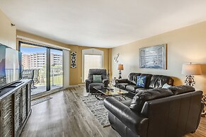 Inlet Reef 213 2 Bedroom Condo by RedAwning