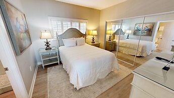 Oceania 405 3 Bedroom Condo by RedAwning