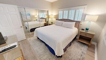 Oceania 405 3 Bedroom Condo by RedAwning