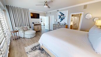 Oceania 405 3 Bedroom Condo by RedAwning