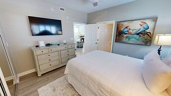 Oceania 405 3 Bedroom Condo by RedAwning