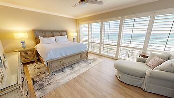 Oceania 405 3 Bedroom Condo by RedAwning