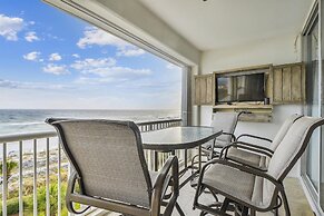 Oceania 405 3 Bedroom Condo by RedAwning