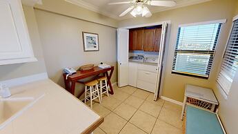 Inlet Reef 305 2 Bedroom Condo by RedAwning