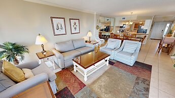 Inlet Reef 305 2 Bedroom Condo by RedAwning