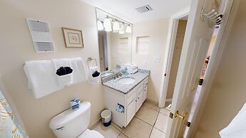 Inlet Reef 305 2 Bedroom Condo by RedAwning