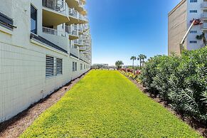 Inlet Reef 206 2 Bedroom Condo by RedAwning