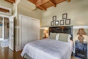 Sugar Shack 4 Bedroom Home by RedAwning