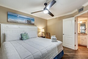 Inlet Reef 303 2 Bedroom Condo by RedAwning