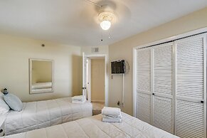 Inlet Reef 602 2 Bedroom Condo by RedAwning