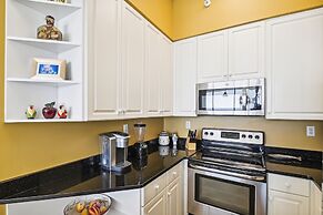 Oceania 907 3 Bedroom Condo by RedAwning