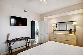 Oceania 705 3 Bedroom Condo by RedAwning