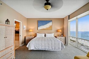 Oceania 705 3 Bedroom Condo by RedAwning