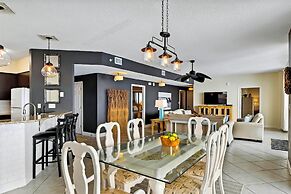 Oceania 705 3 Bedroom Condo by RedAwning