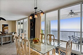 Oceania 705 3 Bedroom Condo by RedAwning