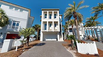 Seabreeze 5 Bedroom Home by RedAwning