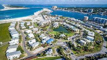 Seabreeze 5 Bedroom Home by RedAwning