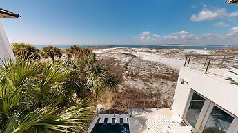 Seabreeze 5 Bedroom Home by RedAwning