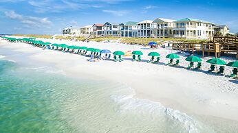 Seabreeze 5 Bedroom Home by RedAwning