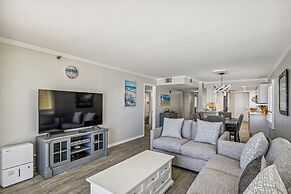 Destin Towers 61 2 Bedroom Condo by RedAwning