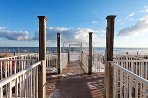 Destin Towers 61 2 Bedroom Condo by RedAwning