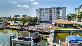 Dolphin Point 103b 2 Bedroom Condo by RedAwning