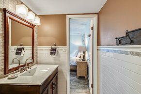 Dolphin Point 103b 2 Bedroom Condo by RedAwning