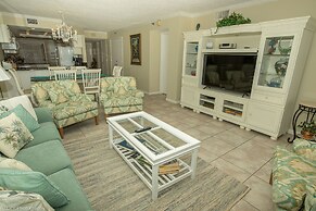 Inlet Reef 606 2 Bedroom Condo by RedAwning