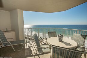 Inlet Reef 606 2 Bedroom Condo by RedAwning