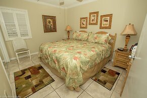 Inlet Reef 606 2 Bedroom Condo by RedAwning